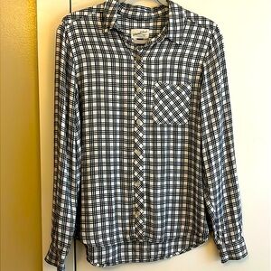 Universal Thread soft flannel button down